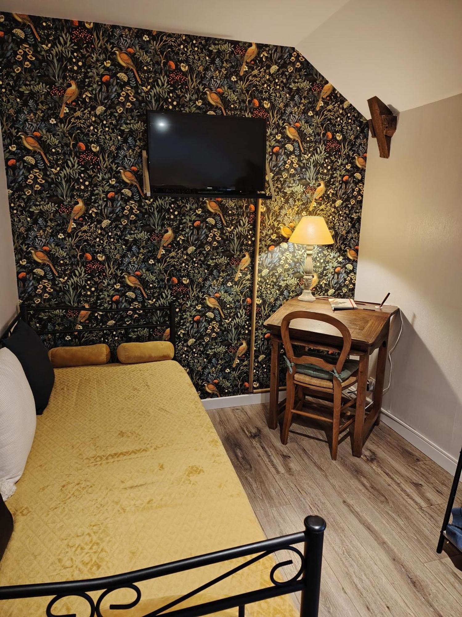 Le Douétaux chambres d'hotes La Baussaine Exterior foto